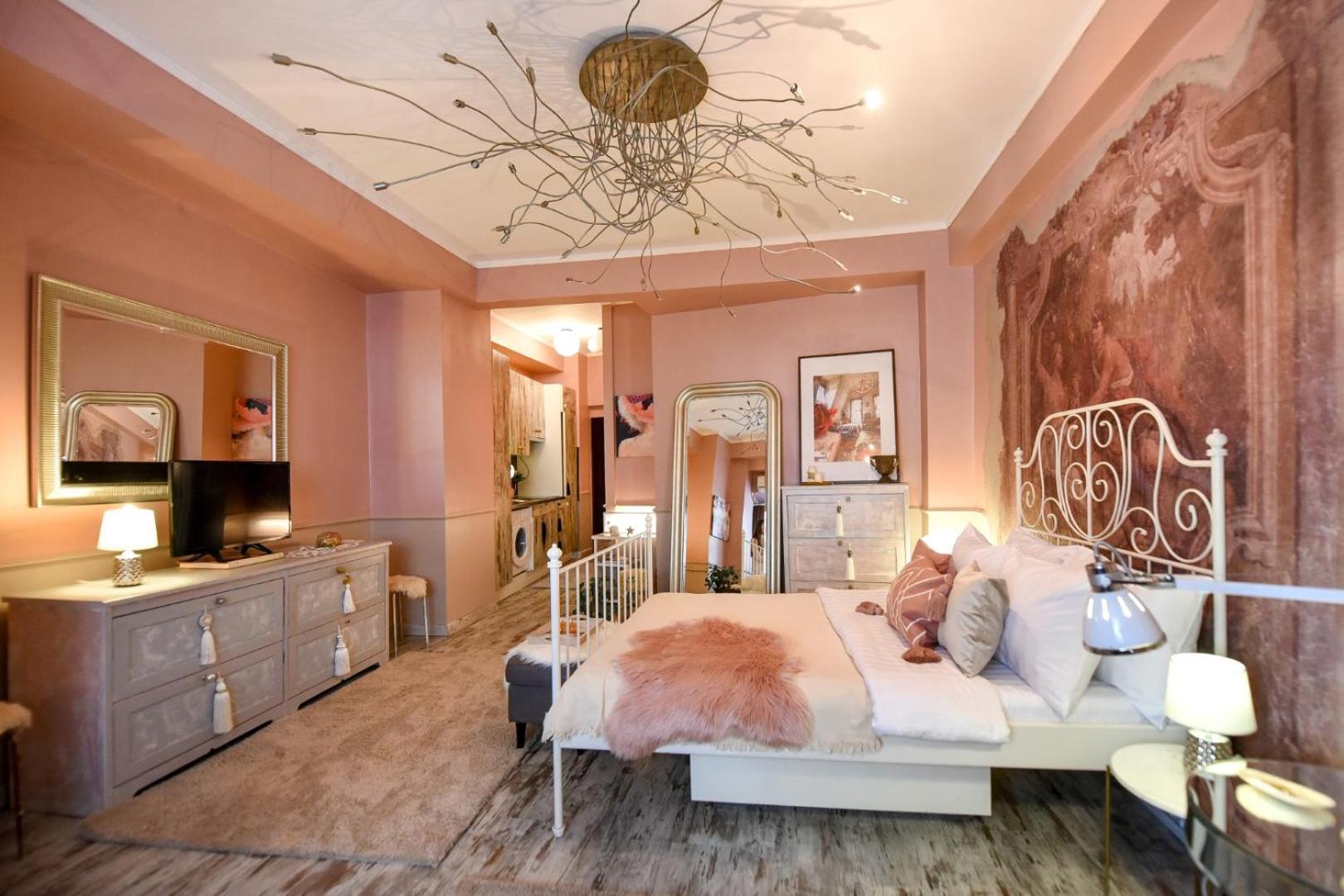 Magic Studio - A Central Fairytale Experience Bucureşti Ngoại thất bức ảnh